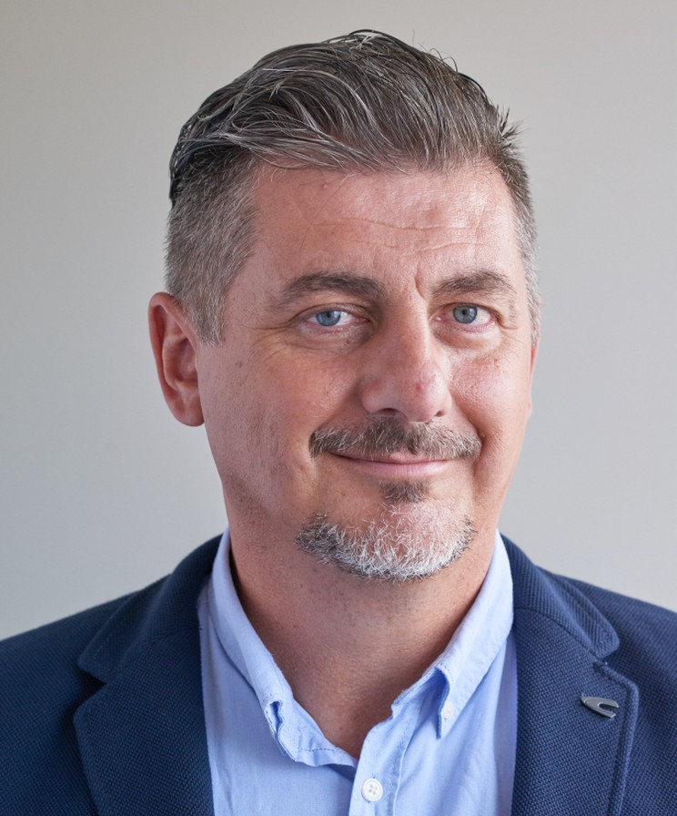 Portrait of Duško Žutić, Founder and CEO of Flavima Consulting